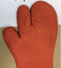 glove 2013 55 1