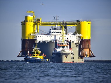 Time Pressure In the Maritime Industry - Ports and Terminals image